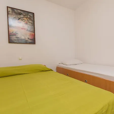Apartments Mate Omis Exterior photo