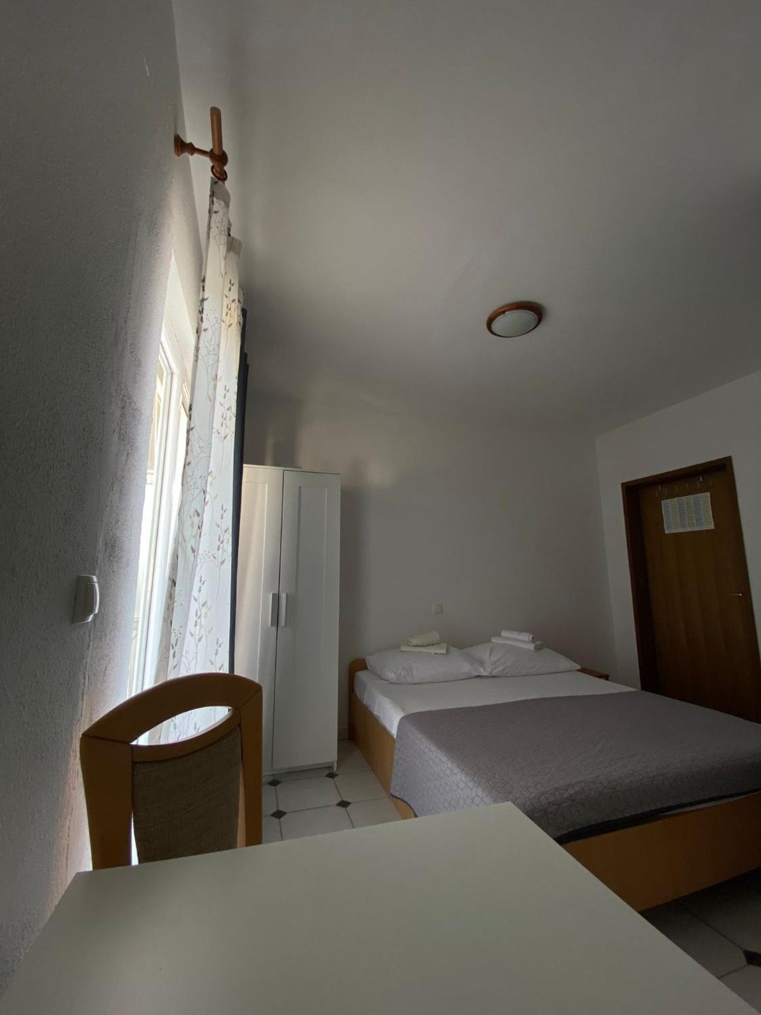 Apartment Mate Omis
