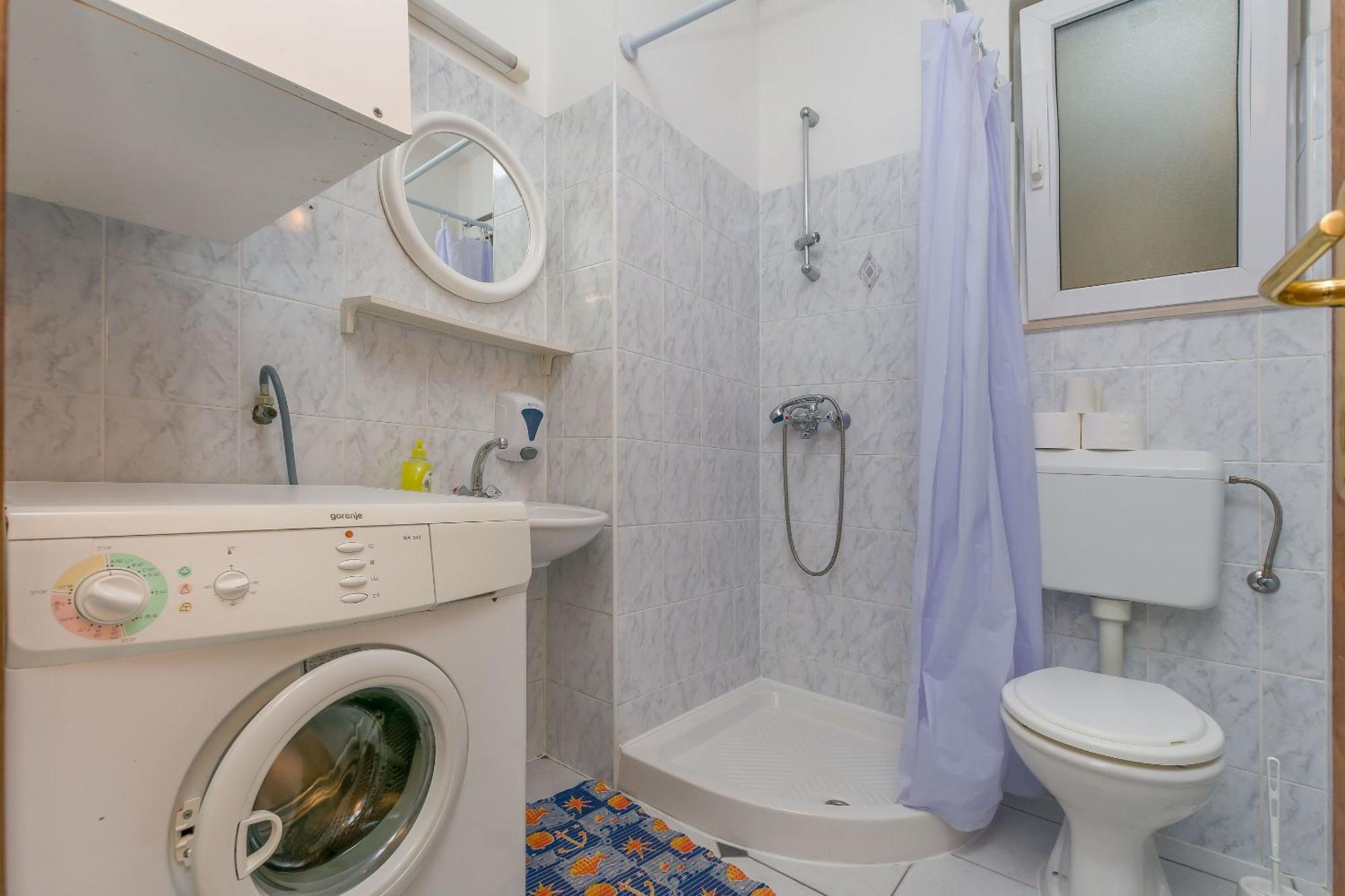 Mate Apartment *